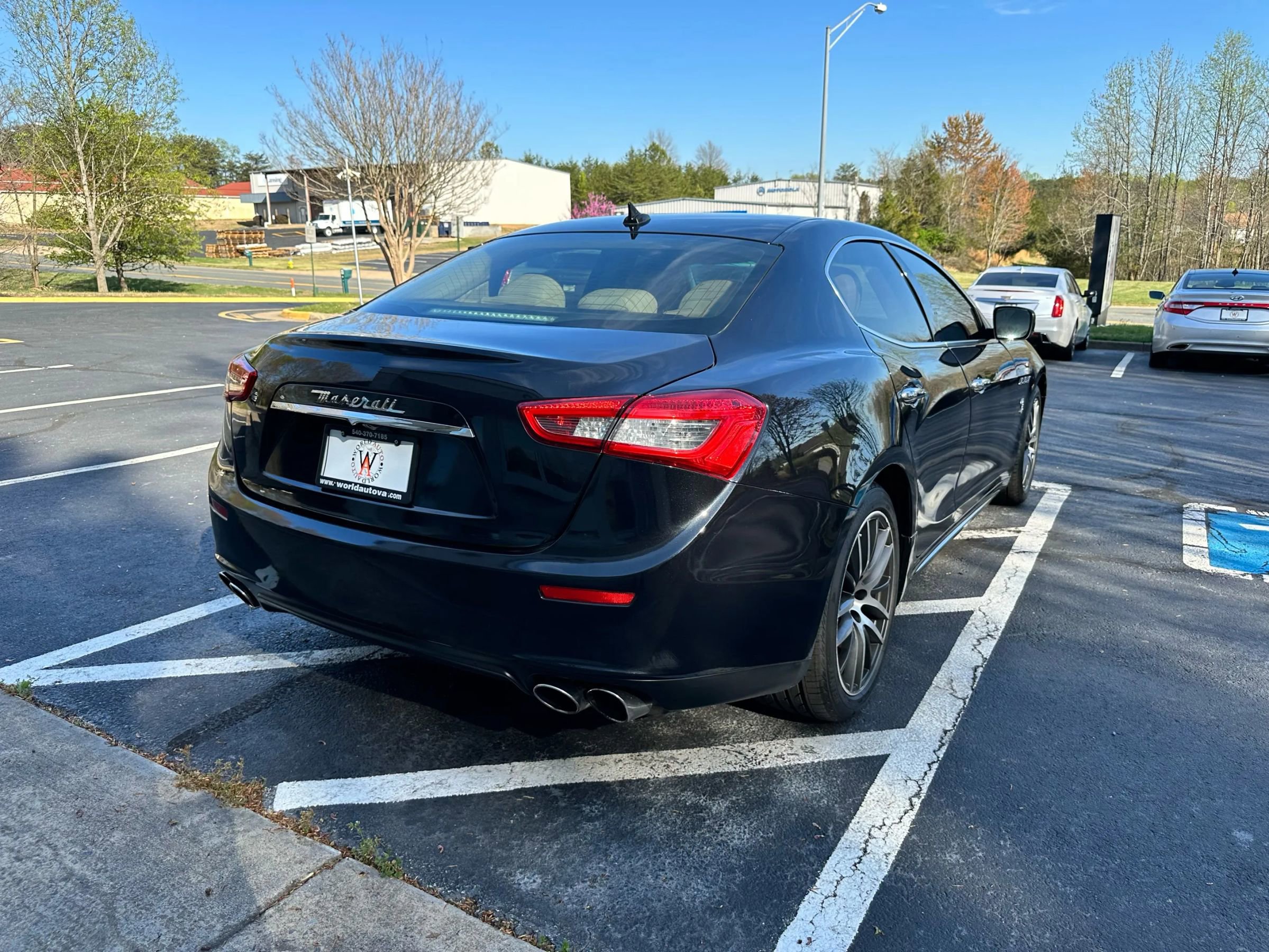 Used 2015 Maserati Ghibli image 8