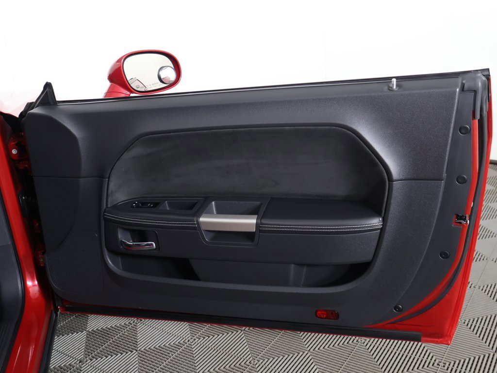 Used 2012 Dodge Challenger SRT8 image 22