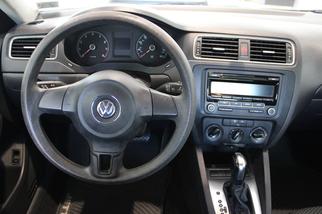 Used 2013 Volkswagen Jetta S FWD image 7