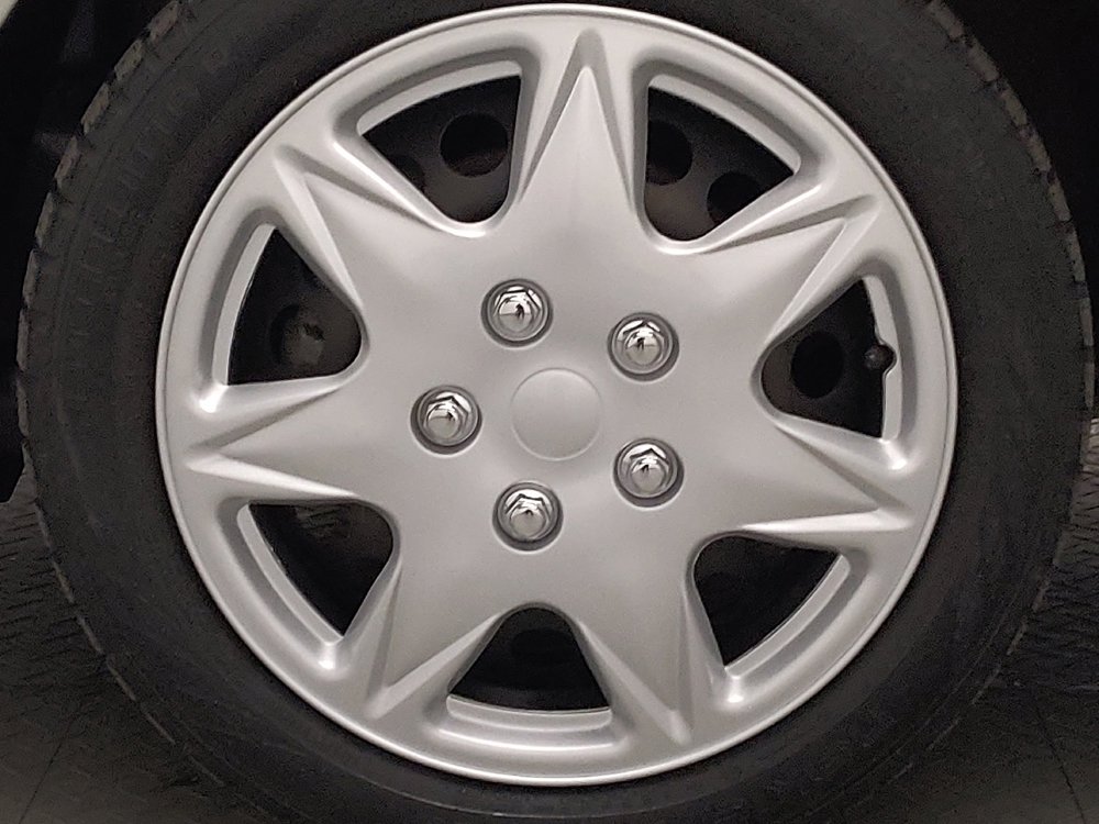 Used 2021 Chevrolet Spark LS image 31