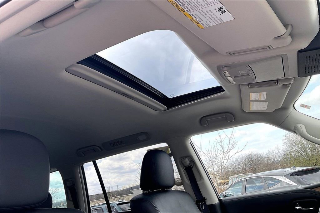 Used 2023 Nissan Armada SL w/ Cargo Package image 20