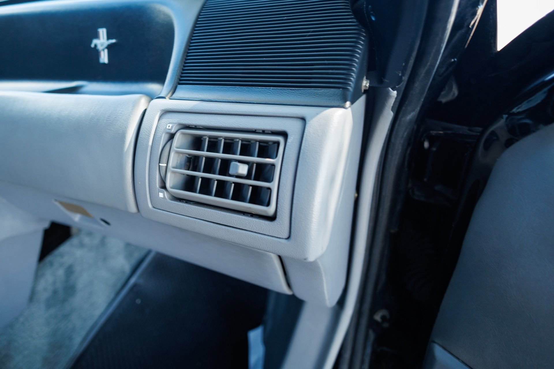 Used 1993 Ford Mustang Cobra RWD image 52