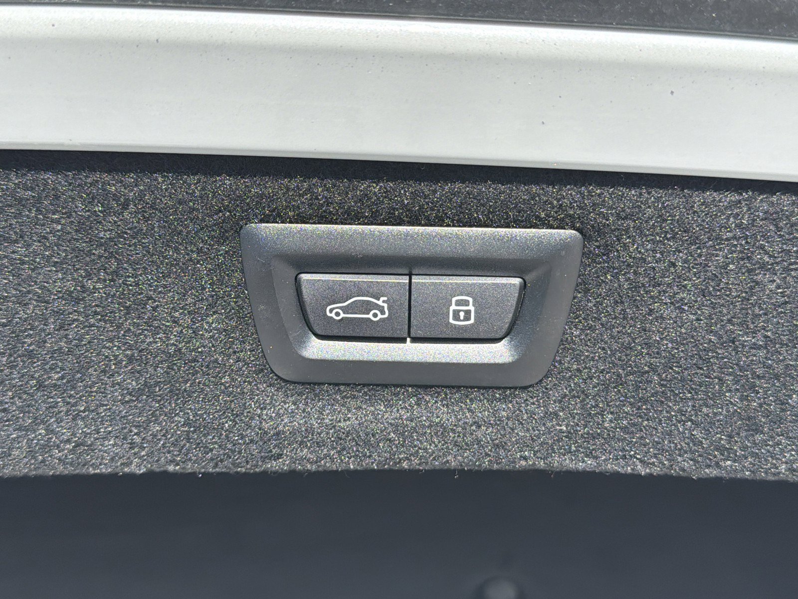 Used 2024 BMW 840i Convertible RWD image 13