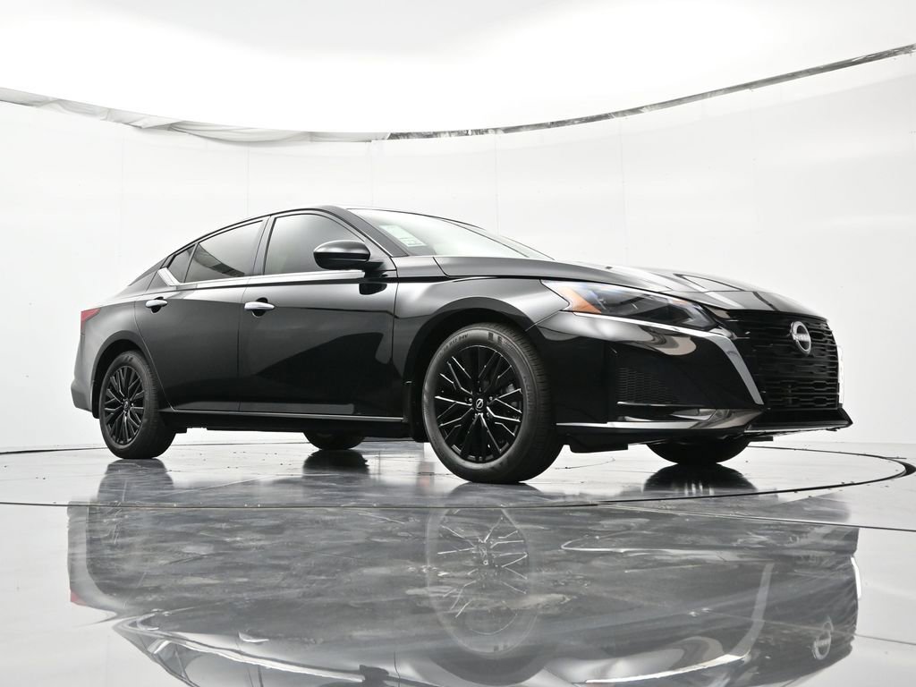 New 2025 Nissan Altima 2.5 SV w/ SV Special Edition Package image 38