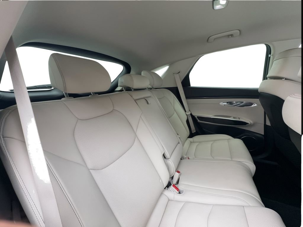Used 2023 Genesis GV70 2.5T AWD/4WD image 27