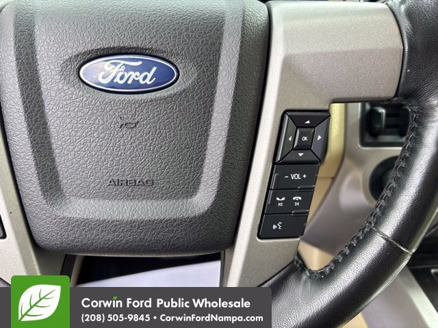 Used 2017 Ford Expedition Limited w/ Equipment Group 301A AWD/4WD image 17