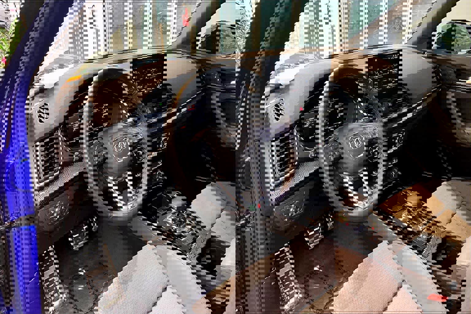 Certified 2024 Audi SQ5 Premium Plus image 17