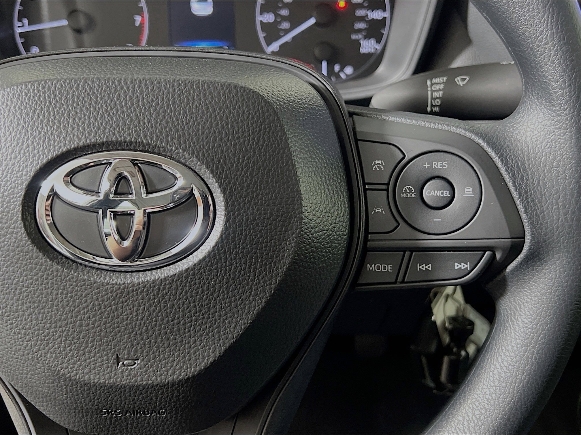 Used 2025 Toyota Corolla LE image 20