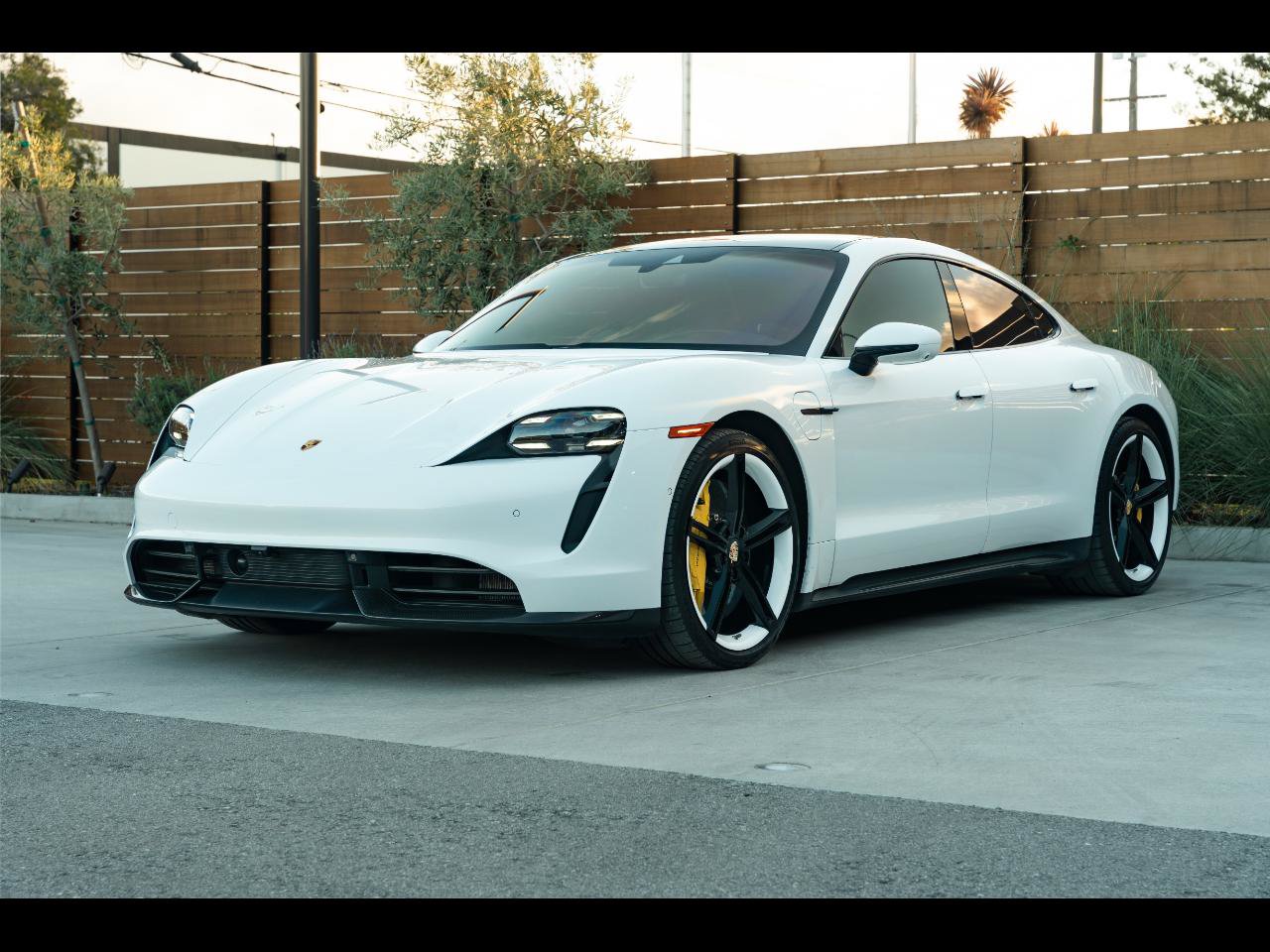 Used 2022 Porsche Taycan Turbo S AWD/4WD image 1