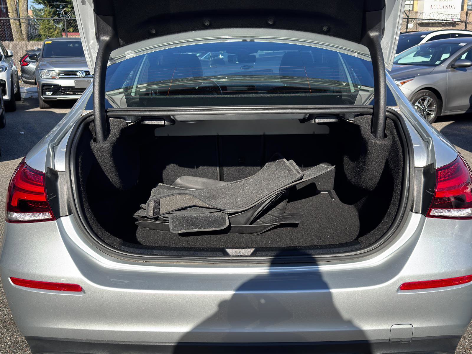 Used 2022 Mercedes-Benz A 220 4MATIC image 8