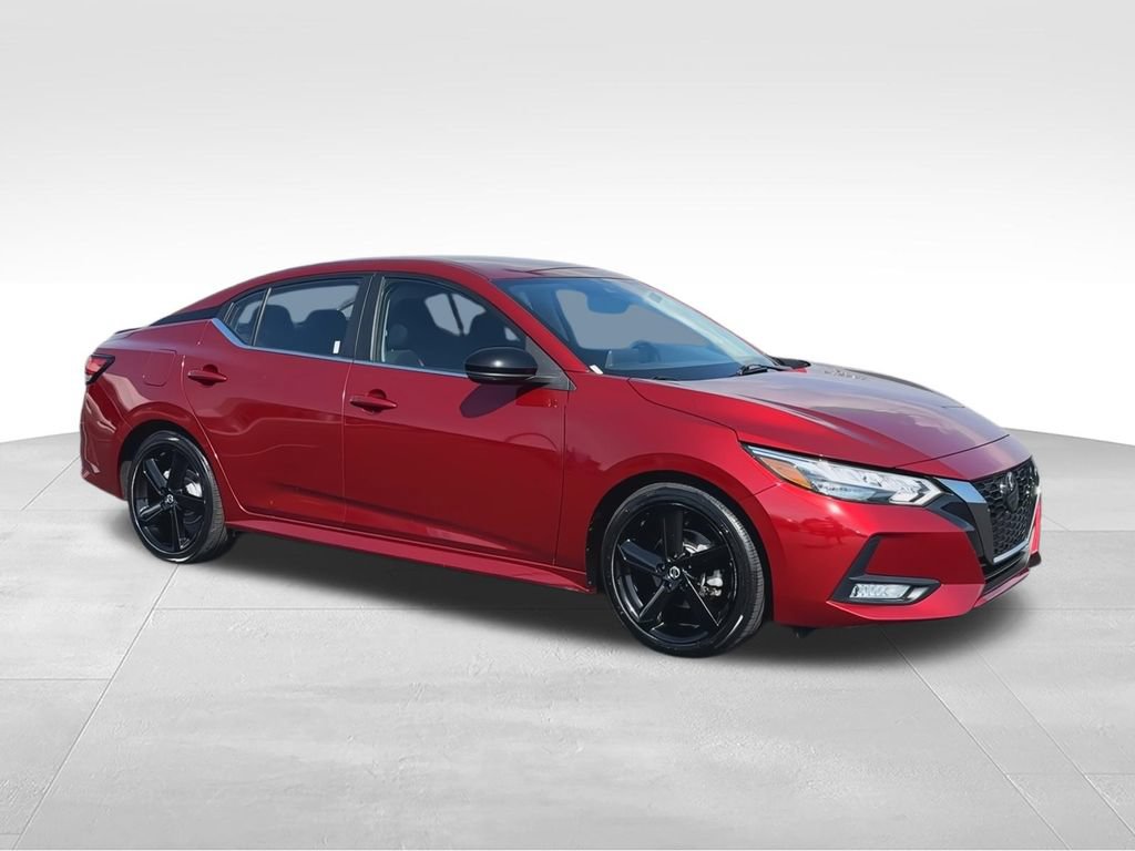 Used 2023 Nissan Sentra SR w/ Electronics Package FWD image 2