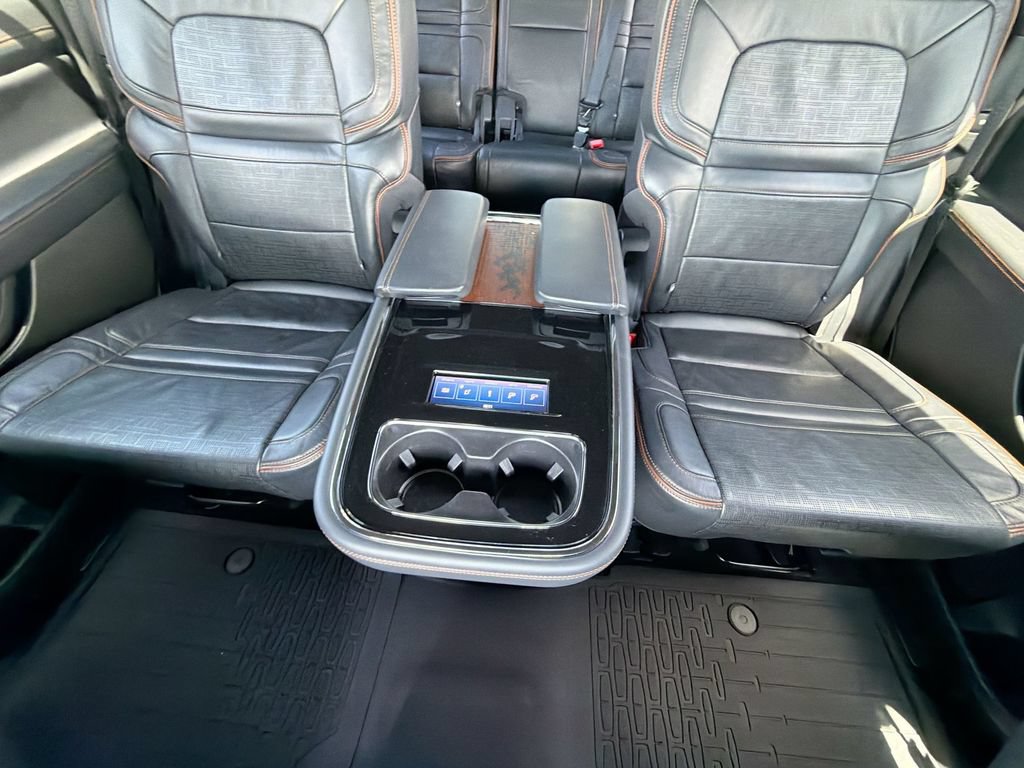 Used 2024 Lincoln Navigator Black Label AWD/4WD image 29