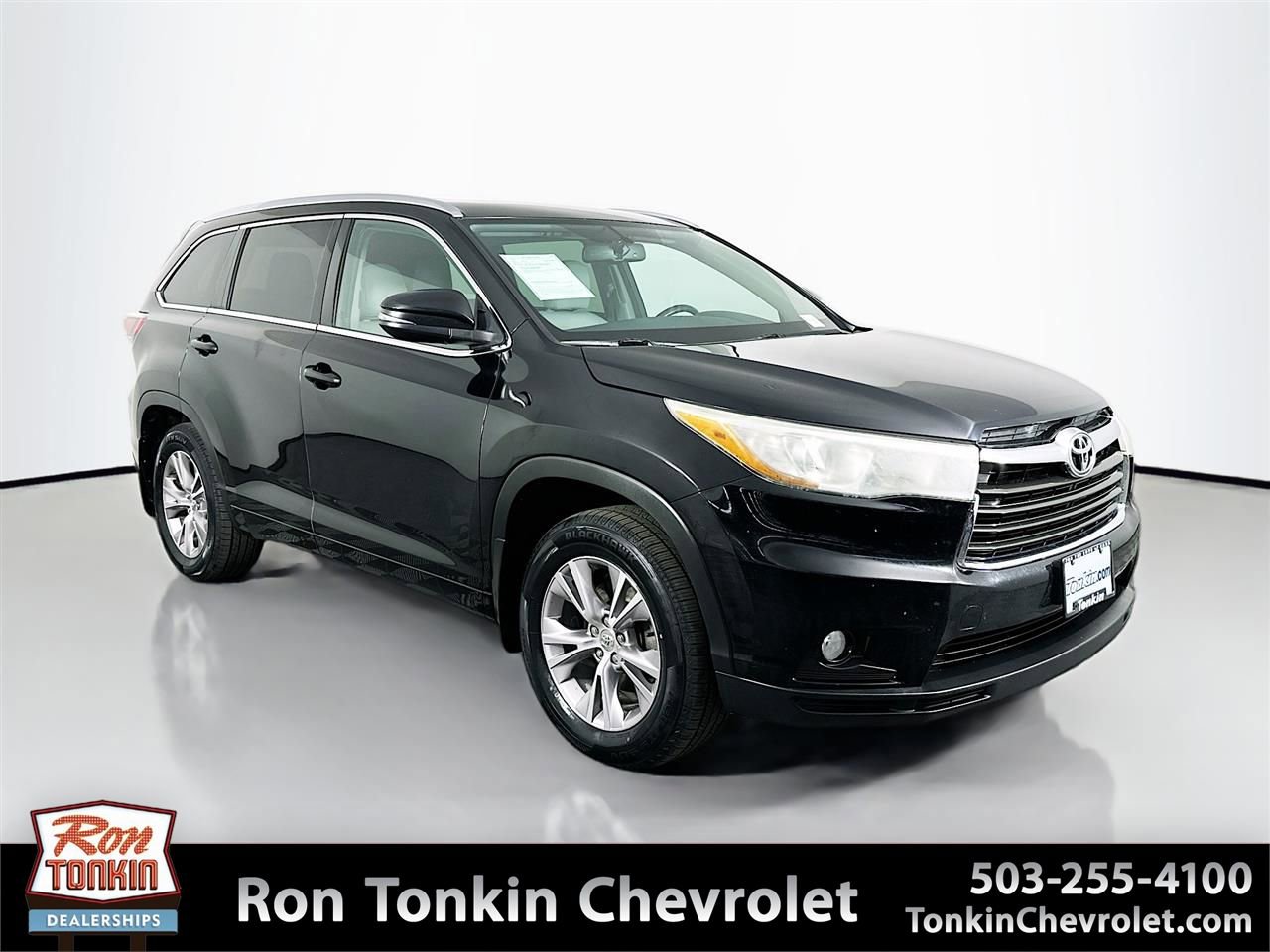 Used 2015 Toyota Highlander XLE image 1
