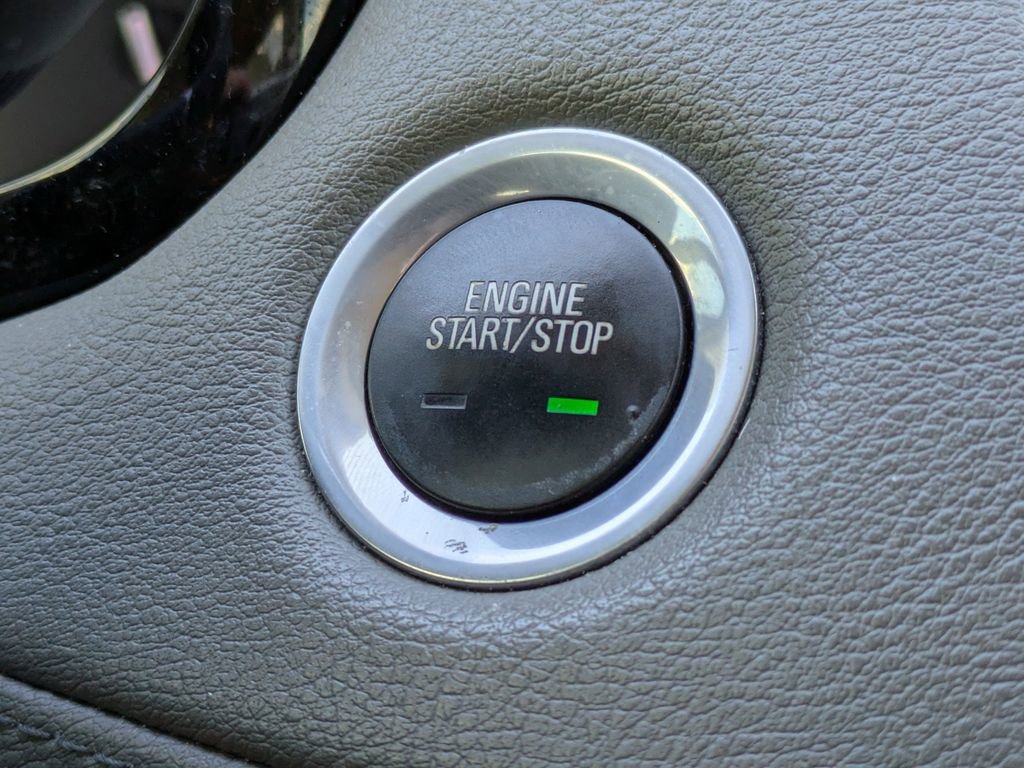 Used 2017 Cadillac XT5 Luxury w/ Driver Awareness Package image 31