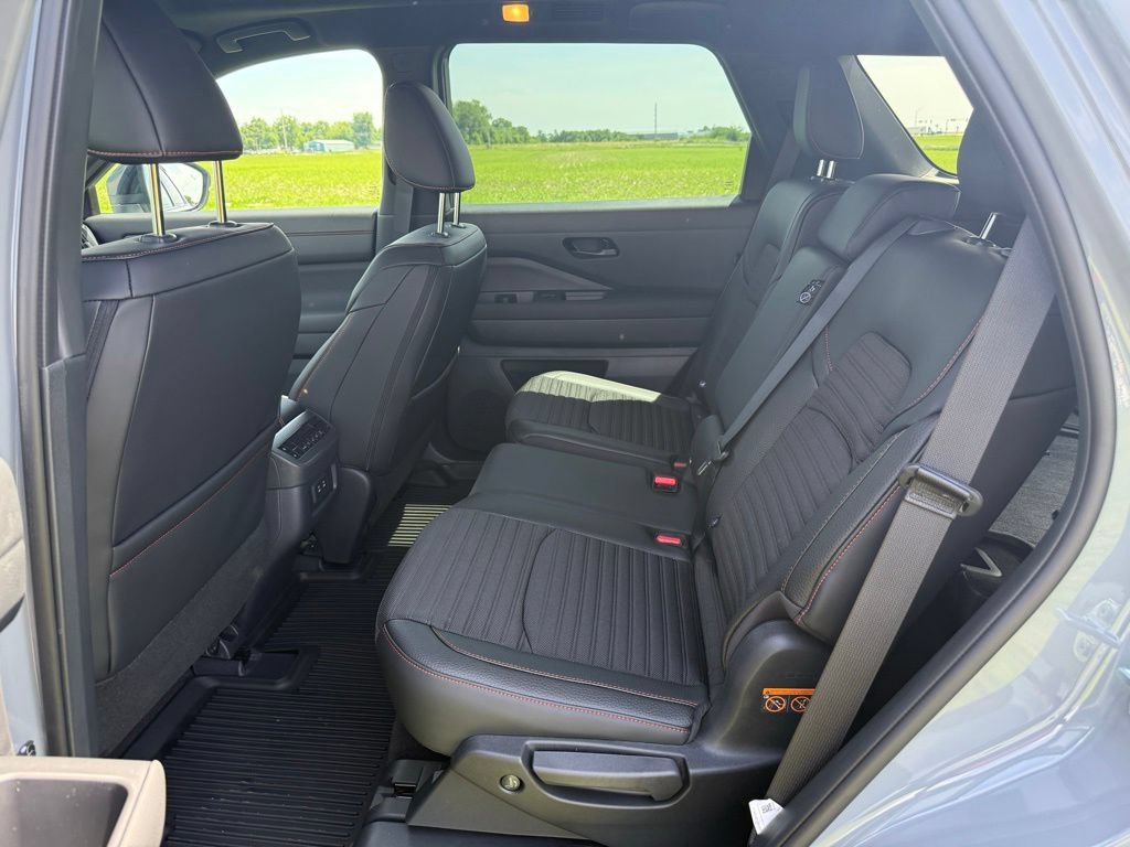 New 2026 Nissan Pathfinder Rock Creek AWD/4WD image 11
