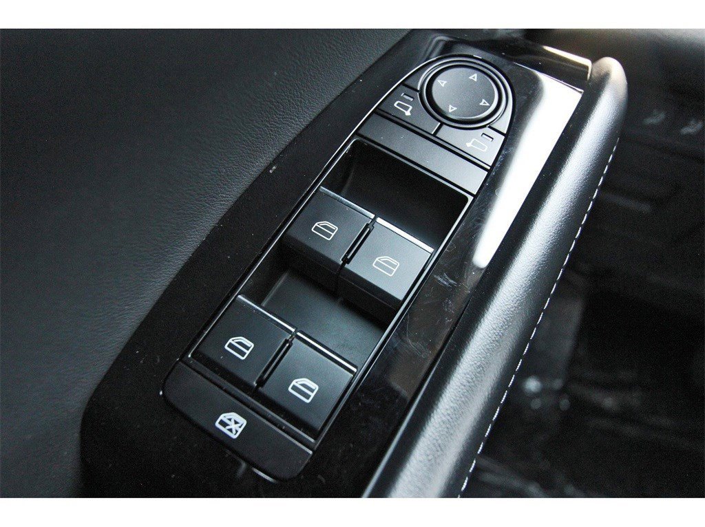 Used 2025 MAZDA CX-30 AWD 2.5 S w/ Preferred Package image 20