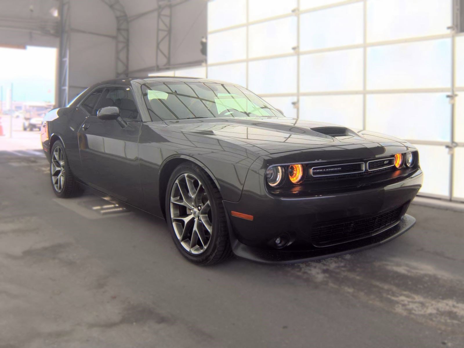 Used 2022 Dodge Challenger GT RWD image 2