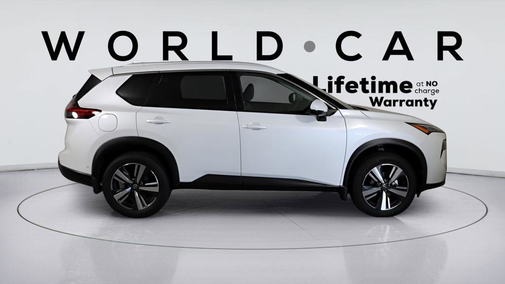 Used 2024 Nissan Rogue SL w/ SL Premium Package image 8