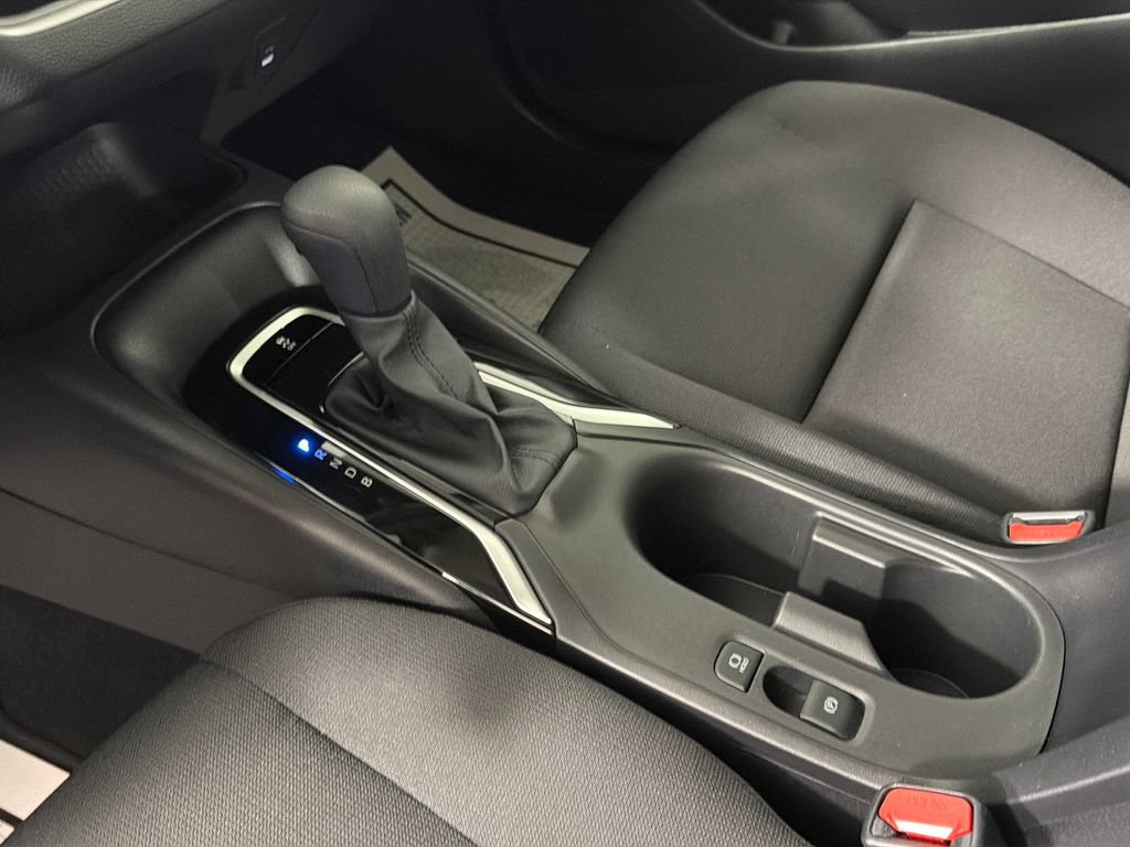 Used 2026 Toyota Corolla LE FWD image 24