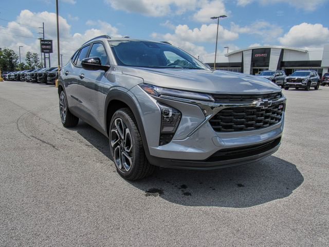 New 2025 Chevrolet Trax RS w/ Driver Confidence Package