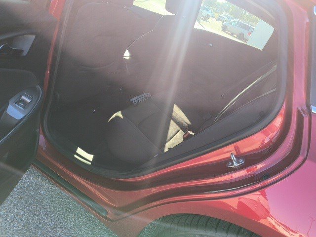 Used 2021 Chevrolet Malibu RS image 13