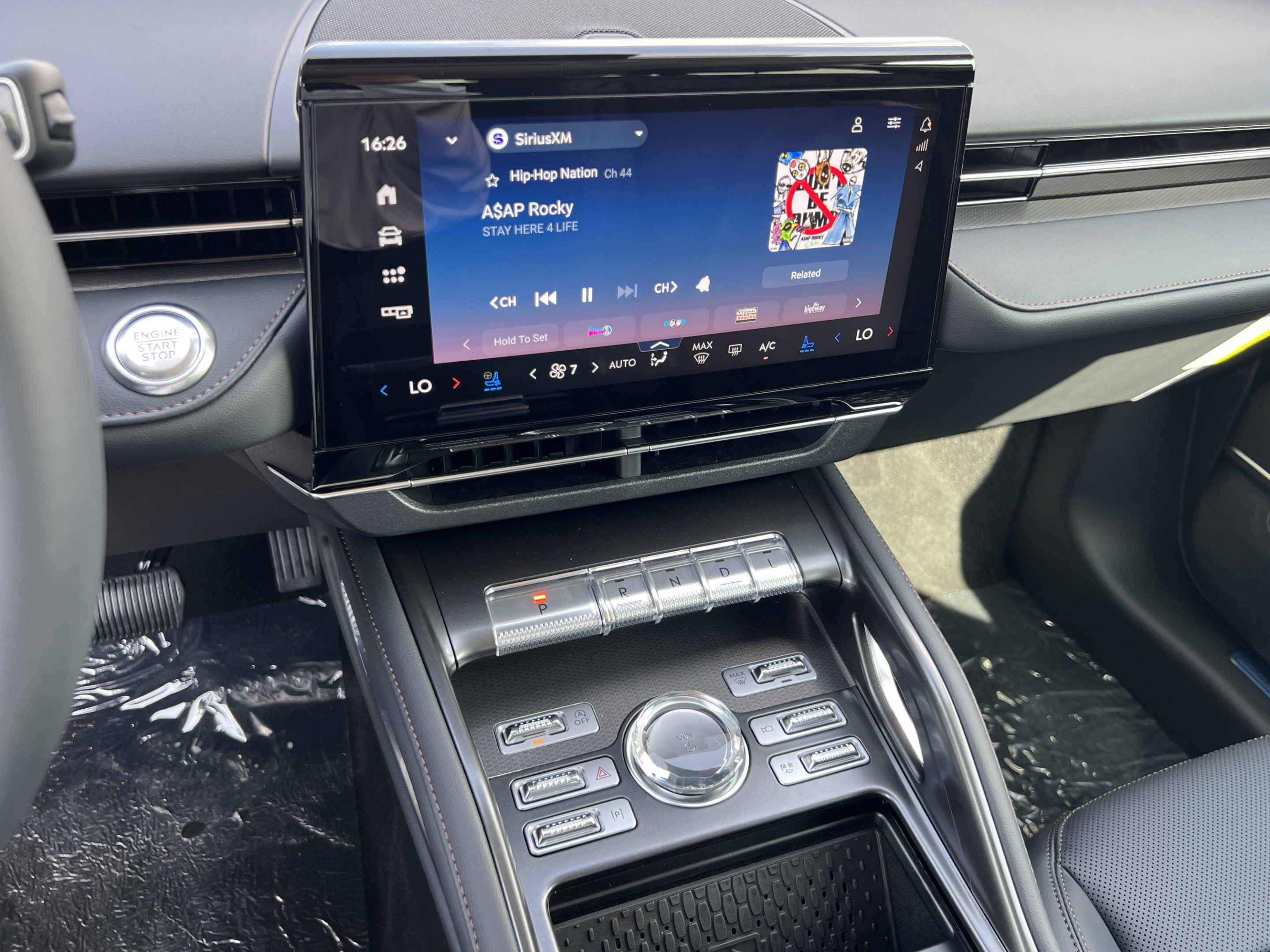New 2026 Lincoln Nautilus Premier w/ Equipment Group 102A AWD/4WD image 18