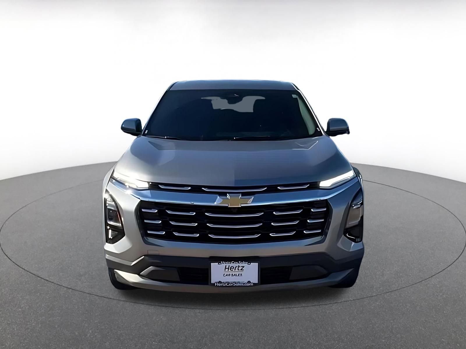 Used 2025 Chevrolet Equinox LT image 4