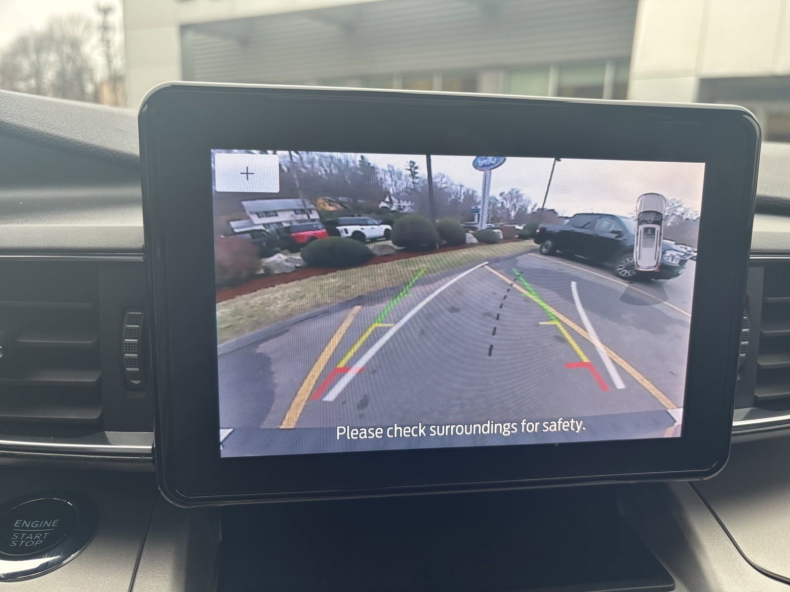 Certified 2022 Ford Explorer XLT w/ Equipment Group 202A image 23