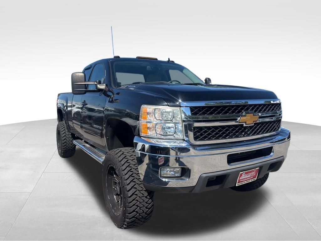 Used 2013 Chevrolet Silverado 2500 LTZ w/ LTZ Plus Package AWD/4WD image 29