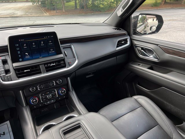 Used 2023 Chevrolet Suburban LT AWD/4WD image 30