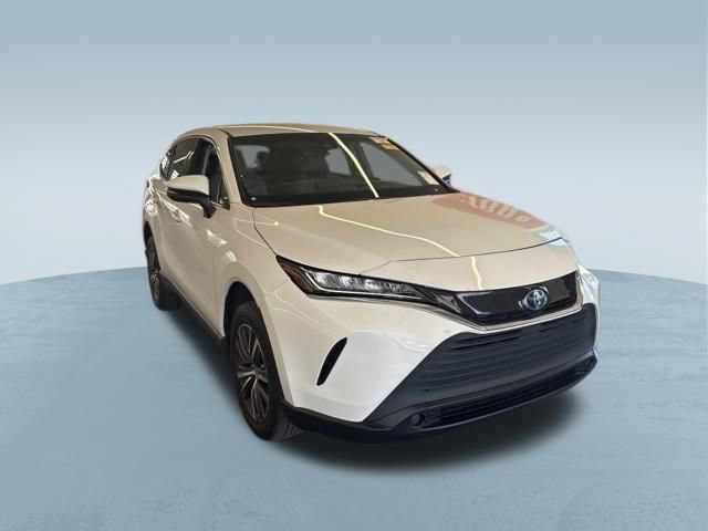 Used 2021 Toyota Venza LE AWD/4WD image 14