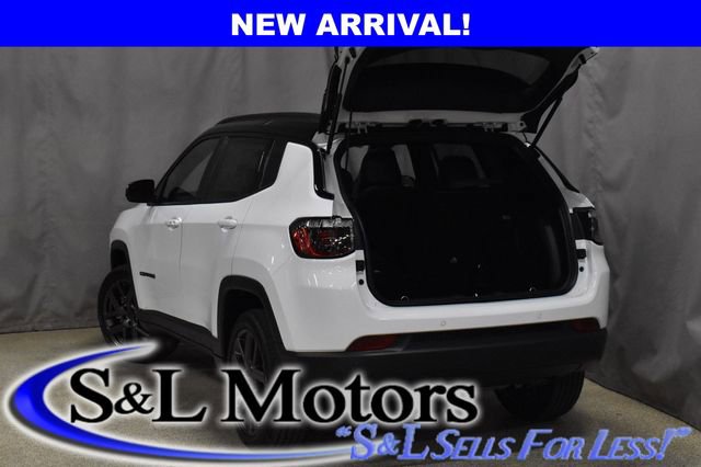 New 2026 Jeep Compass Limited w/ Sun, Sound & Navigation Group image 33