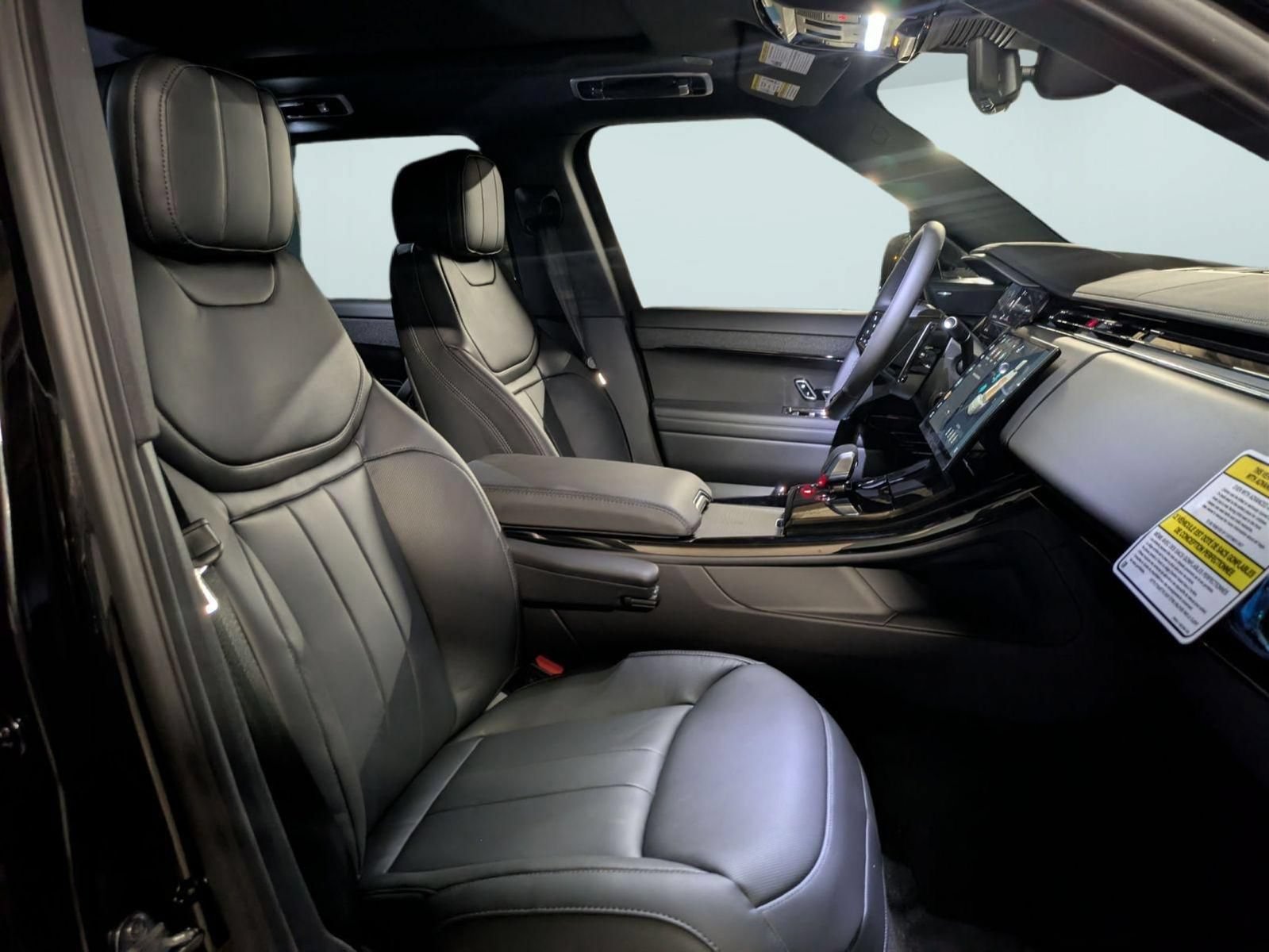 New 2026 Land Rover Range Rover Sport SE AWD/4WD image 53