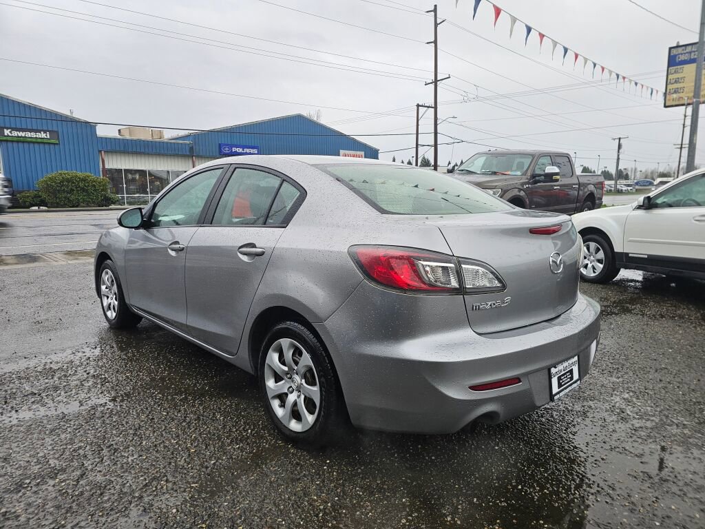 Used 2013 MAZDA MAZDA3 i SV w/ Convenience Pkg image 5