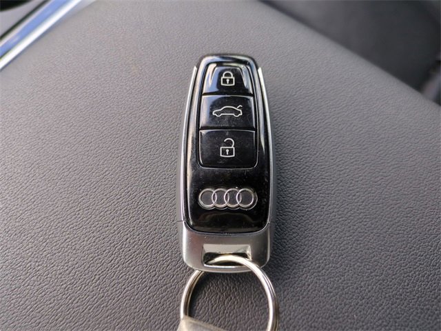 Used 2019 Audi Q8 Premium Plus image 37