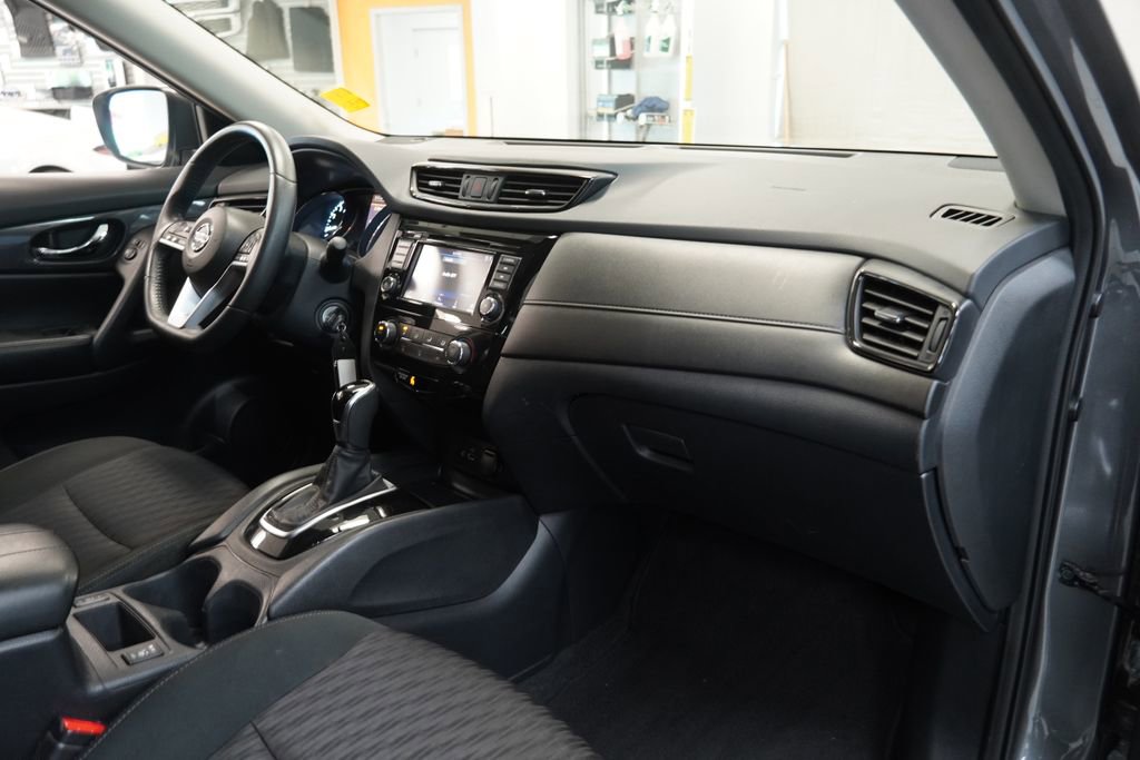 Used 2020 Nissan Rogue S w/ Special Edition Package AWD/4WD image 34