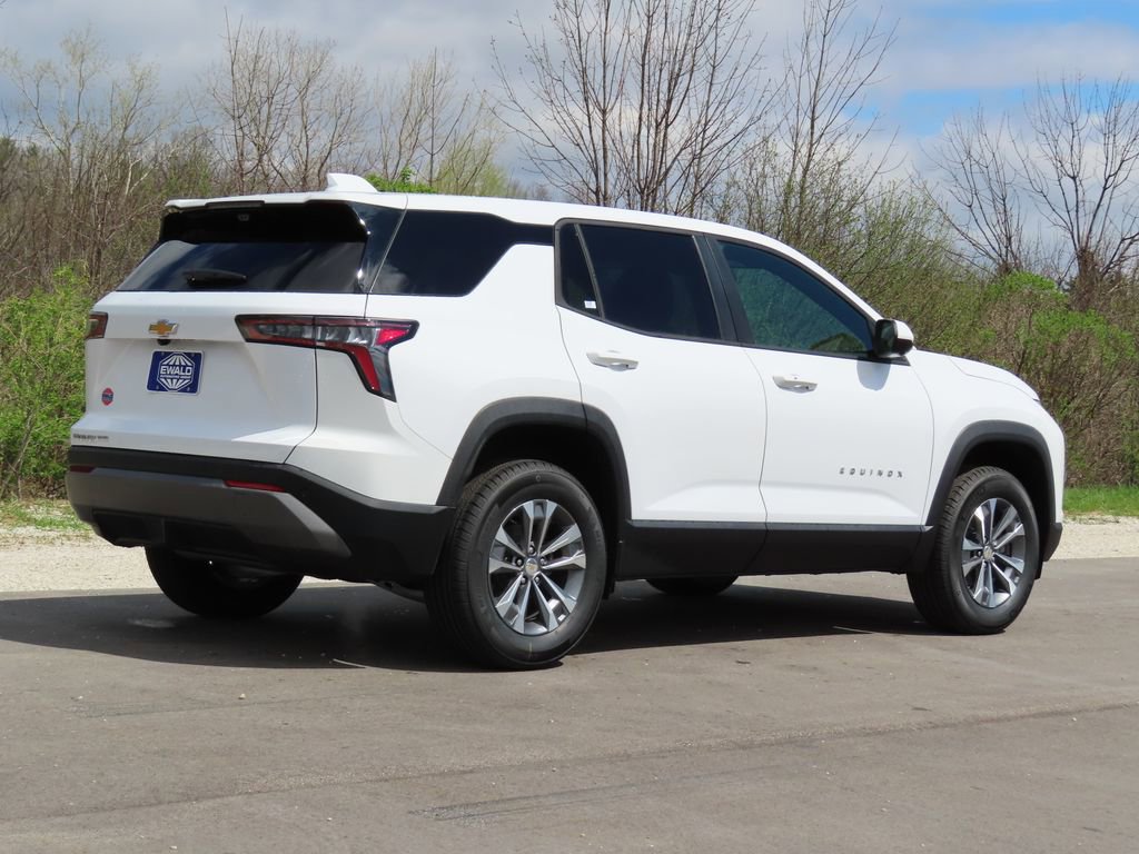 New 2026 Chevrolet Equinox LT AWD/4WD image 3