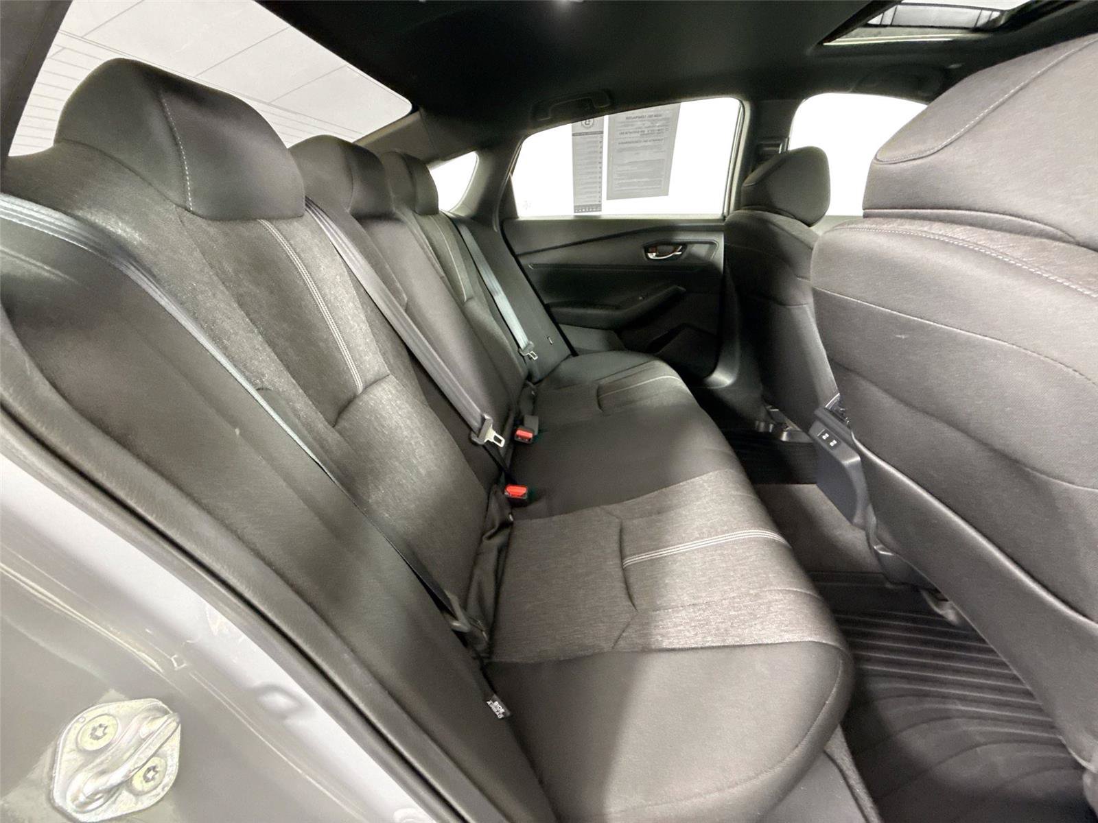 Used 2025 Honda Accord Sport image 36