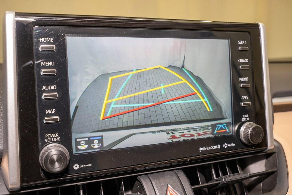 Used 2021 Toyota RAV4 XLE image 15