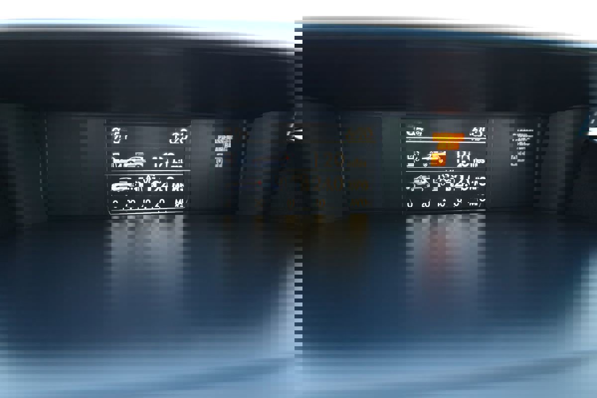 Used 2016 Subaru Forester 2.5i Premium w/ All-Weather Package image 24