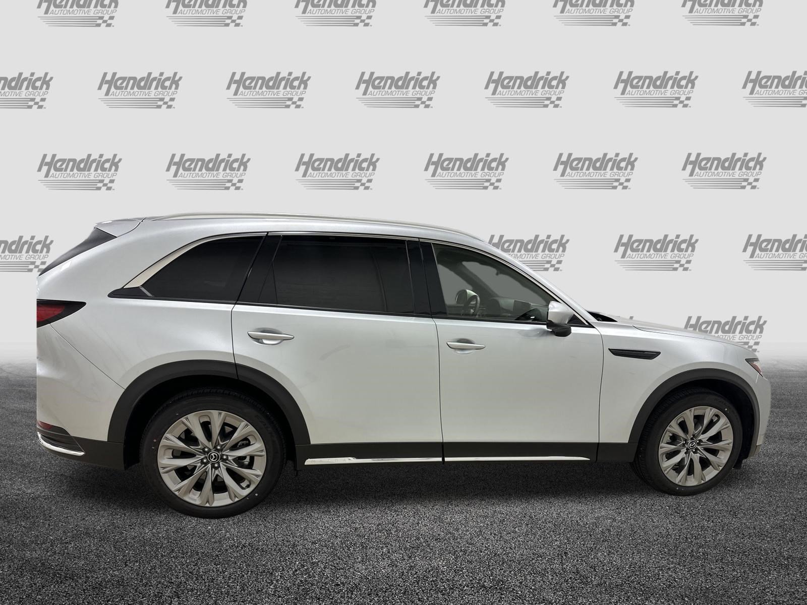 Used 2024 MAZDA CX-90 3.3 Turbo w/ Premium Plus Pkg image 11