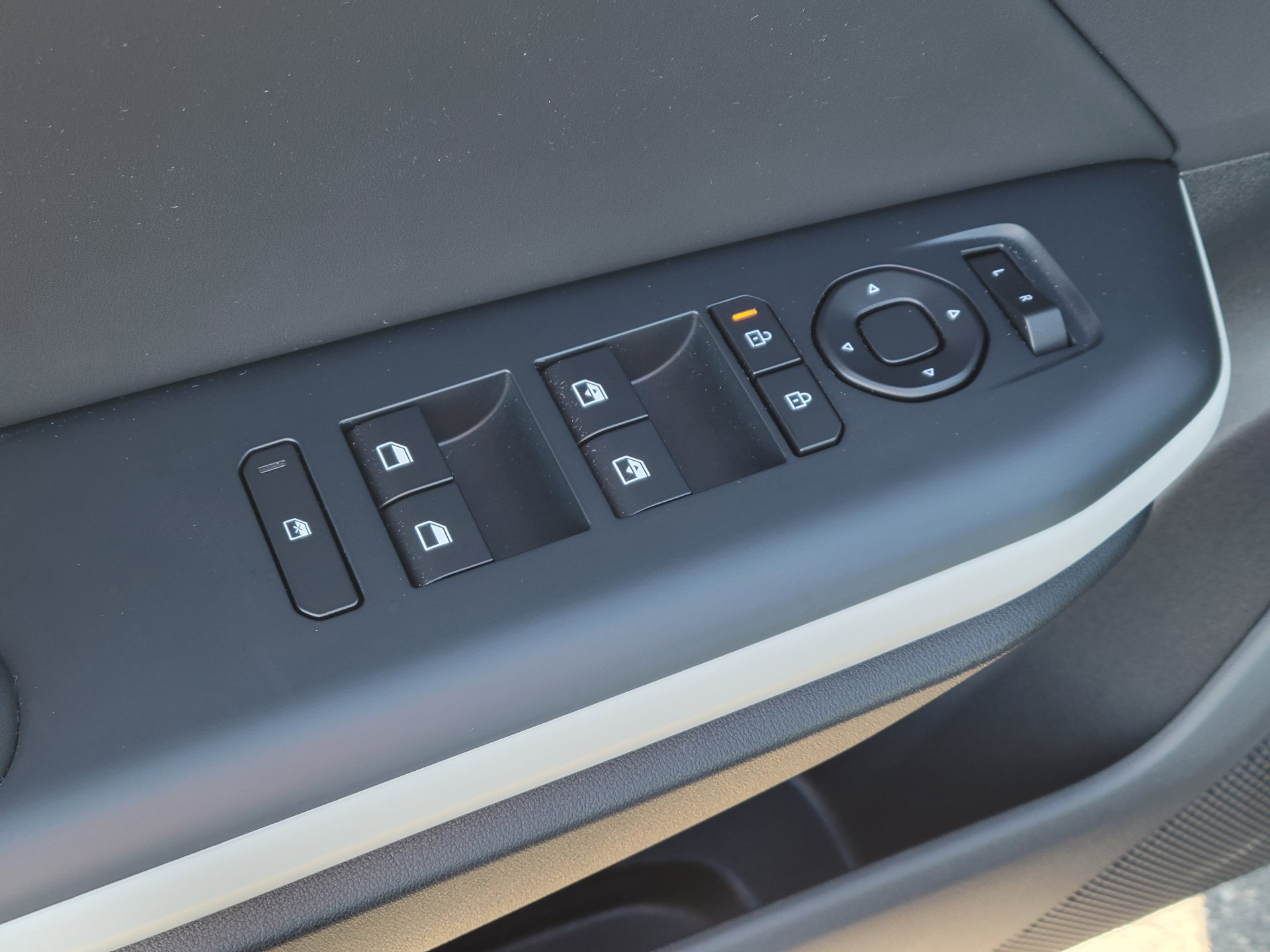 Used 2025 Kia K4 GT-Line Turbo image 19