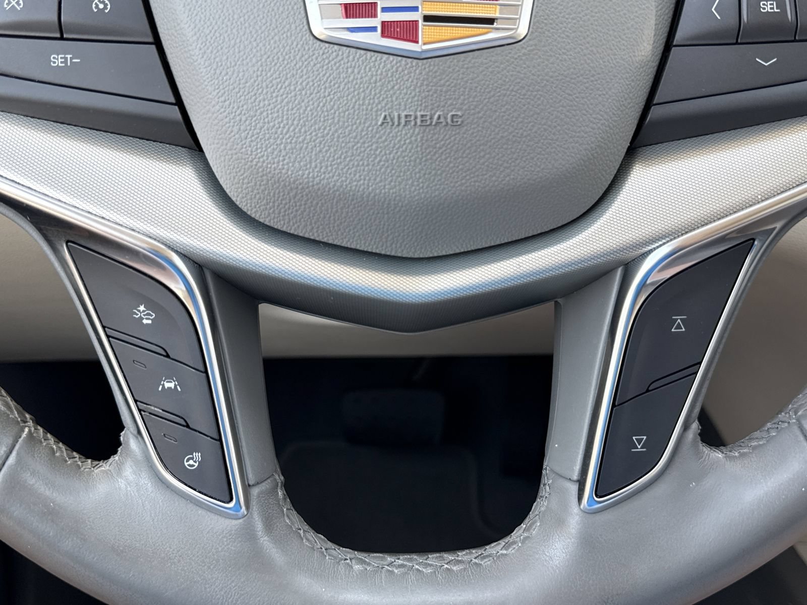Used 2021 Cadillac XT5 Premium Luxury FWD image 26