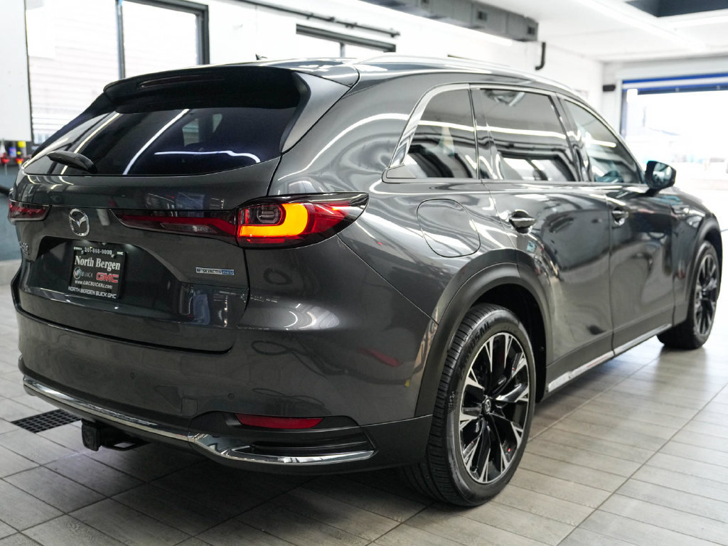 Used 2024 MAZDA CX-90 Plug-In Hybrid w/ Premium Pkg AWD/4WD image 8