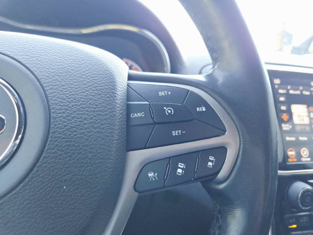 Used 2021 Jeep Grand Cherokee High Altitude AWD/4WD image 22
