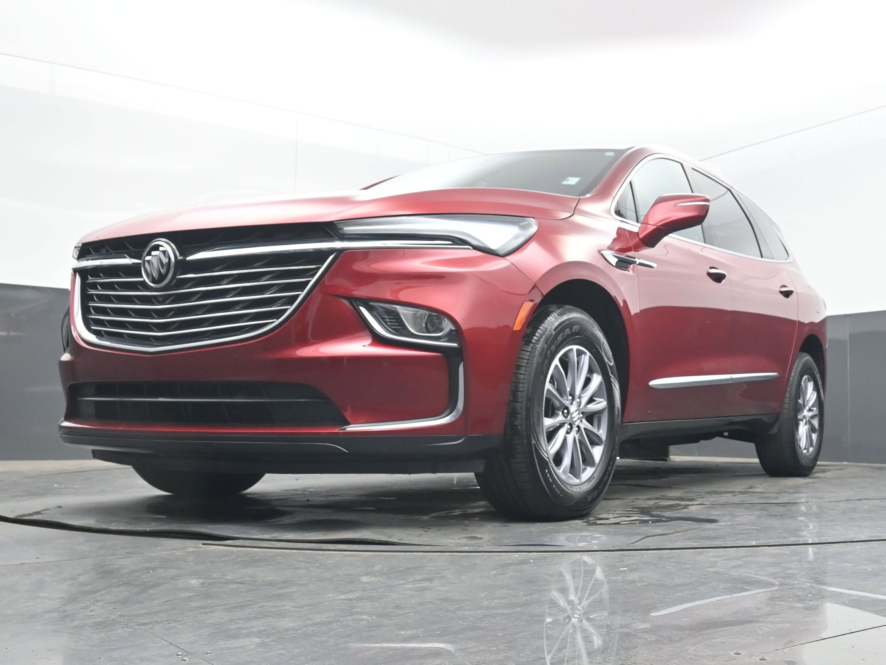 Used 2024 Buick Enclave Premium image 24