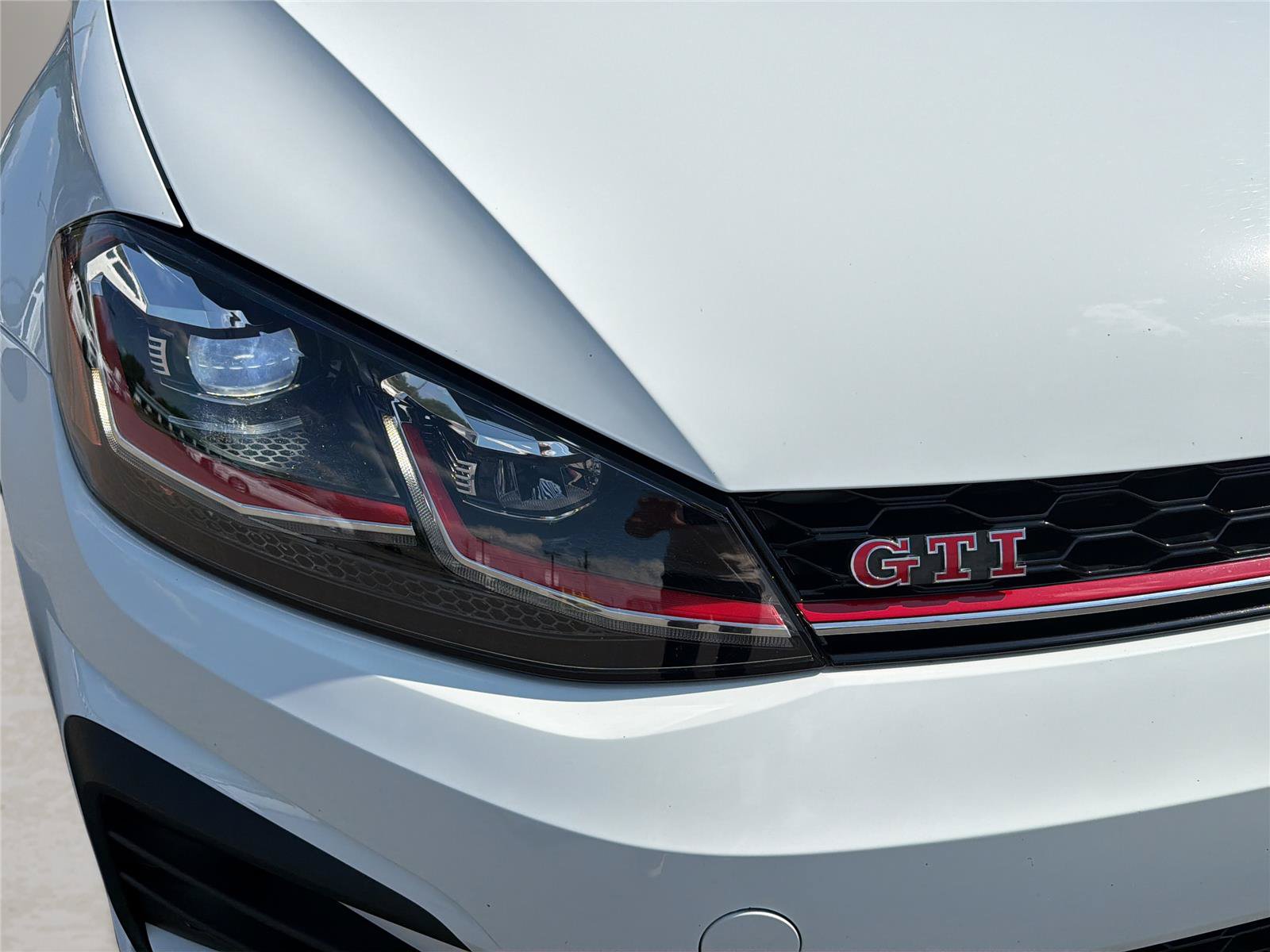 Used 2019 Volkswagen GTI Autobahn FWD image 31