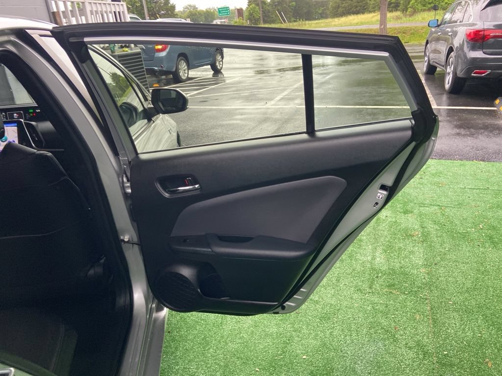 Used 2022 Toyota Prius Prime Limited FWD image 39