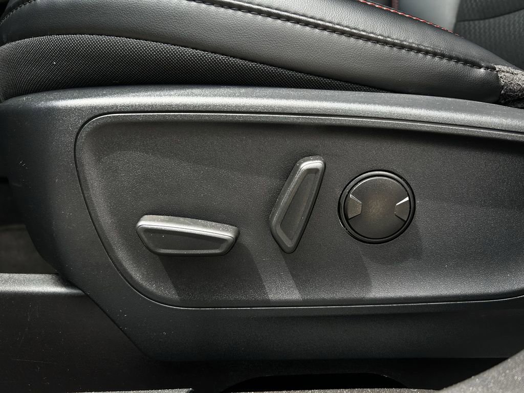 Used 2026 Ford Escape ST-Line image 27