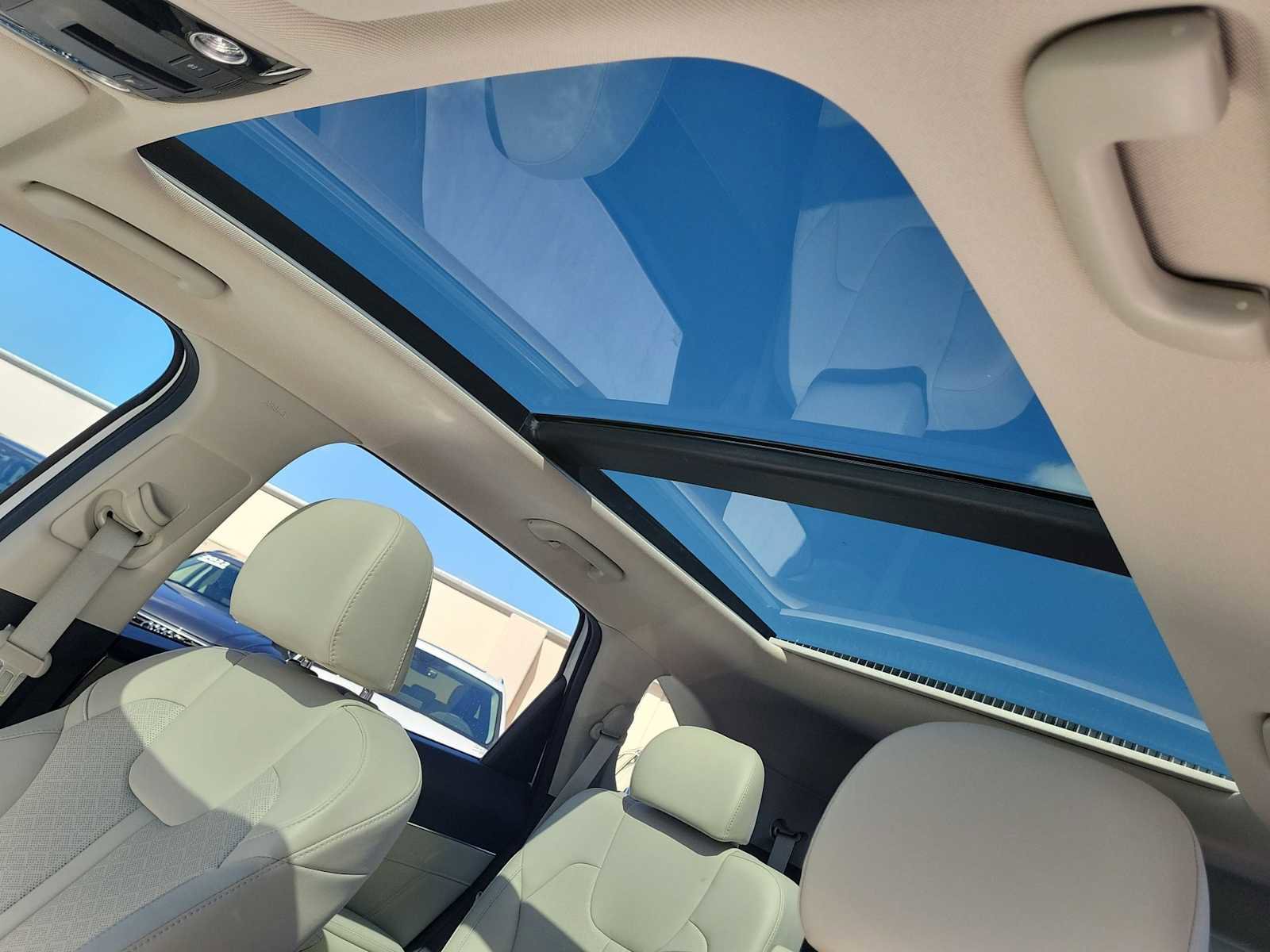 Used 2022 Kia Sorento SX AWD/4WD image 18